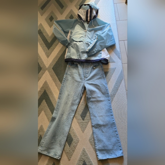 Levi’s Ribcage Crop Boot jeans 28 Light Blue Buttonfly Spring 90s Summer EUC - Picture 9 of 16